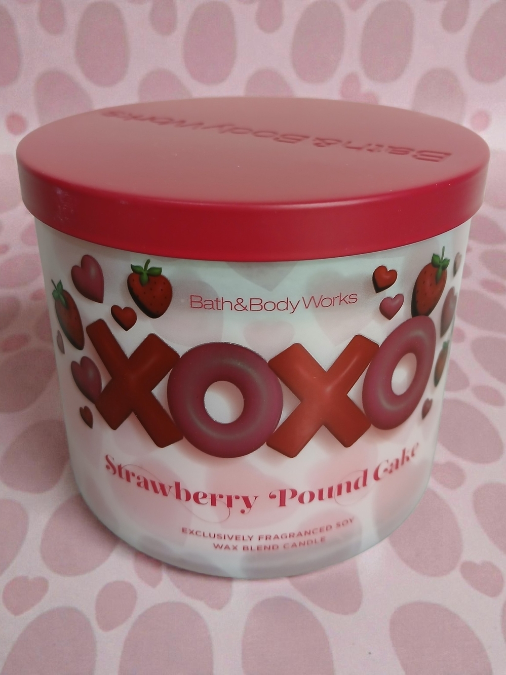 Bath & Body Works Strawberry Pound Cake Candle - Red and Pink